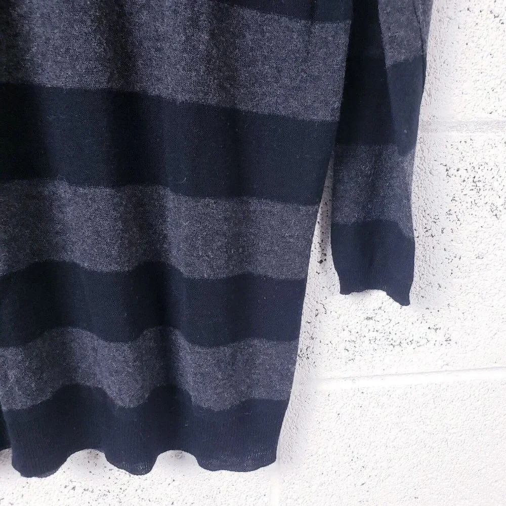 Vince Womens Striped V-Neck Cashmere Sweater Black Gray Size Small‎ Long Length